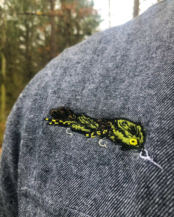 Articulated Streamer -  Button Up